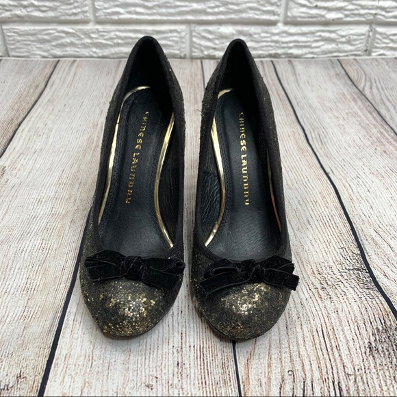 Chinese Laundry Black & Gold Glitter Heels - Picture 2 of 6